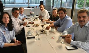Intendentes del PRO junto a Cristian Ritondo