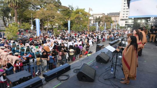 El Gobierno de Tucumán dio inicio a los actos por el 209° aniversario del Día de la Independencia