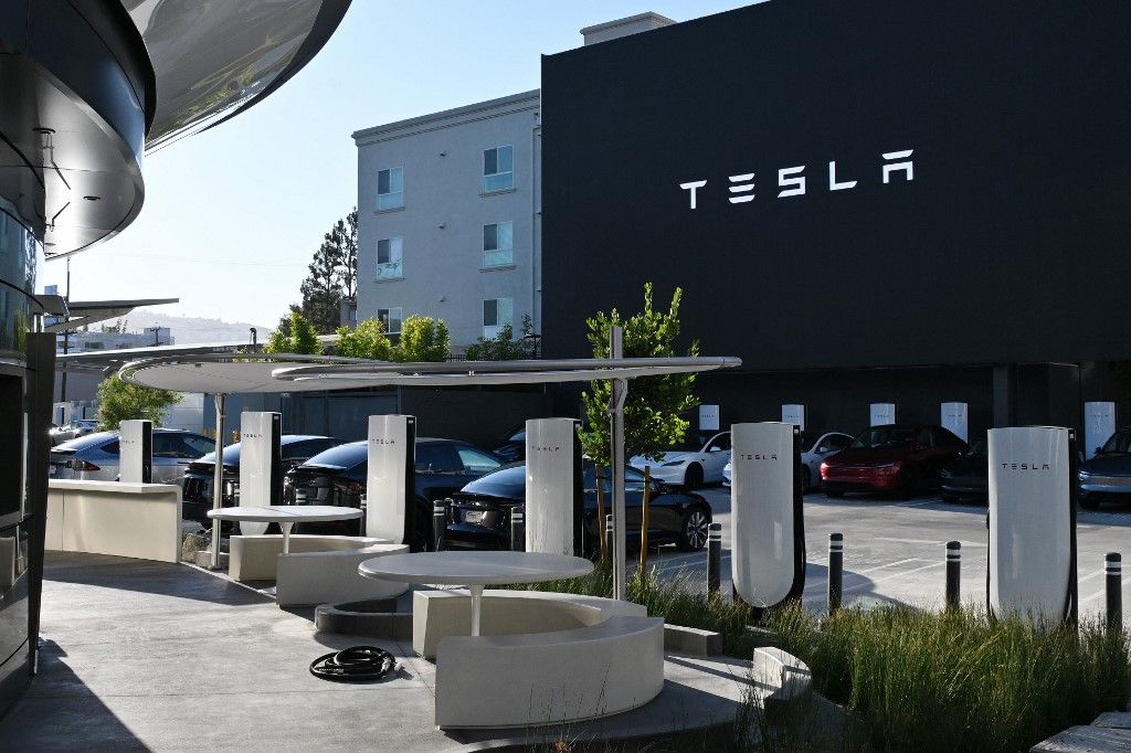 En Los Ángeles, Elon Musk tiene su restaurante Tesla Diner.
