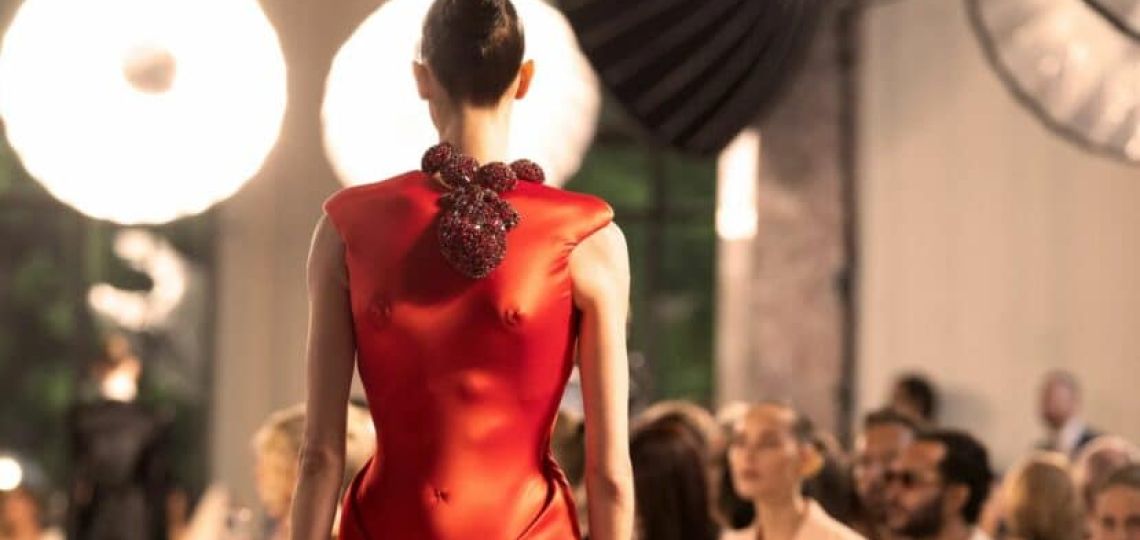 Haute Couture en París: estrenos, ausencias y despedidas que marcaron una semana inolvidable