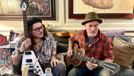 Johnny Depp y Corcho Rodriguez