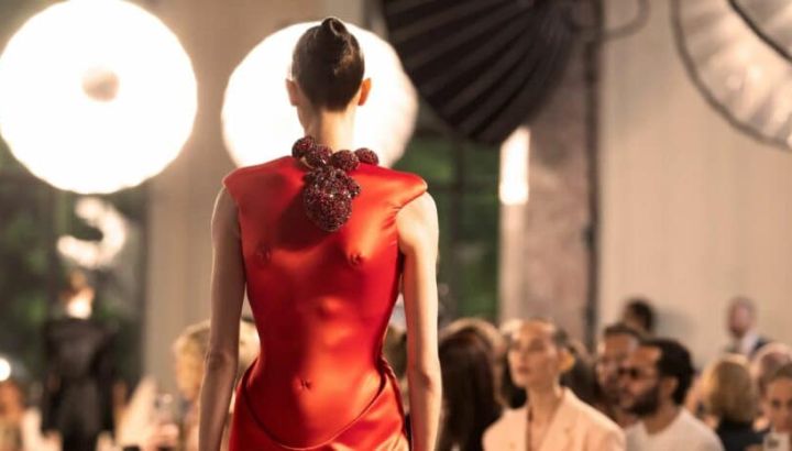 Haute Couture en París: estrenos, ausencias y despedidas que marcaron una semana inolvidable