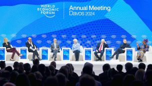 130725_wef_davos_afp_g