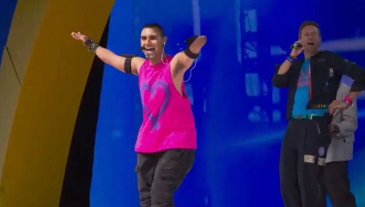 Quién es Emmanuel Kelly, el músico que se presentó junto a Coldplay en el show de mediotiempo de la final del Mundial de Clubes 2025