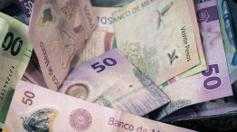 Mexico Peso Leads Broad Bounce Against Dollar As Tariffs Delayed