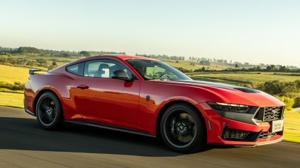 Ford presentó el Mustang Dark Horse