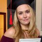 Tras amenazas de la mafia y un exilio forzado, la princesa Amalia de Holanda logró graduarse