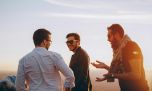 Día de la amistad: masculinidades, estereotipos y la urgencia de construir nuevas formas de vincularse