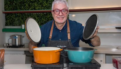 Desde sus inicios en Italia hasta su consolidación en Argentina, Roberto Ottini recorre una vida marcada por la pasión por la gastronomía. Su historia, sus platos, sus clases y una propuesta íntima que combina cocina y emociones.
