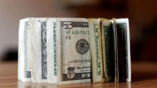 Dólar