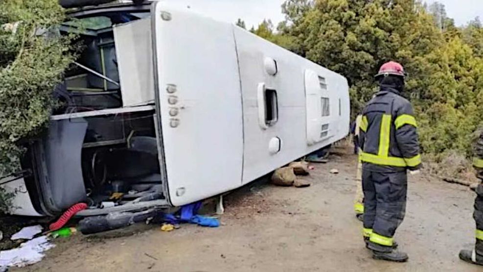 Villa Traful accidente en colectivo en Villa Traful 20250715