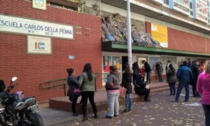 Escuela Nº 8 D.E. 4 Carlos Della Penna
