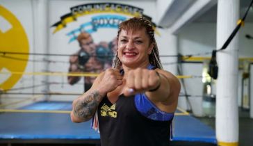 Alejandra "Locomotora" Oliveras