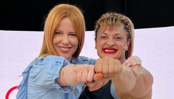 El desgarrador mensaje de Agustina Kämpfer por la salud de Alejandra "Locomotora" Oliveras: "Deseo que se mejore"