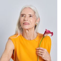 Piel para mayores de 60 PC Leire Cavia Unsplash