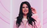 Sastrero oversize y total pink: el look moderno en tendencia de Isabel Macedo para una noche porteña