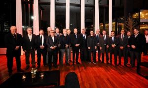 Guillermo Francos con gobernadores en La Rural