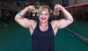 Alejandra "Locomotora" Oliveras