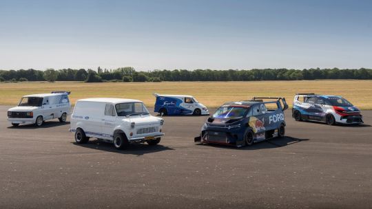 Goodwood 2025: Ford domina con la SuperTruck eléctrica de 1.400 CV