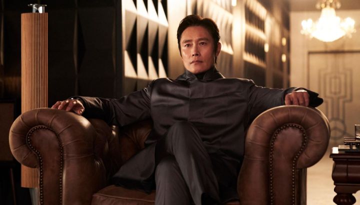 El baile de Lee Byung Hun se roba el show en los "4th Blue Dragon Series Awards"