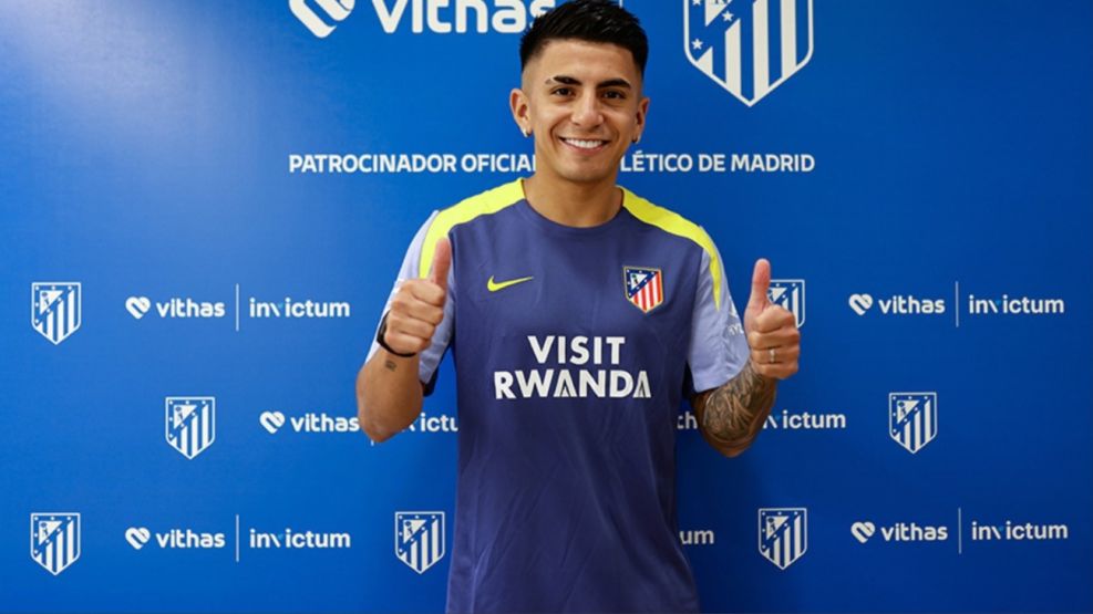 Thiago Almada fue presentado en el Atletico de Madrid