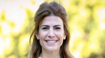 Juliana Awada mostró el jean perfecto para un paseo al atardecer
