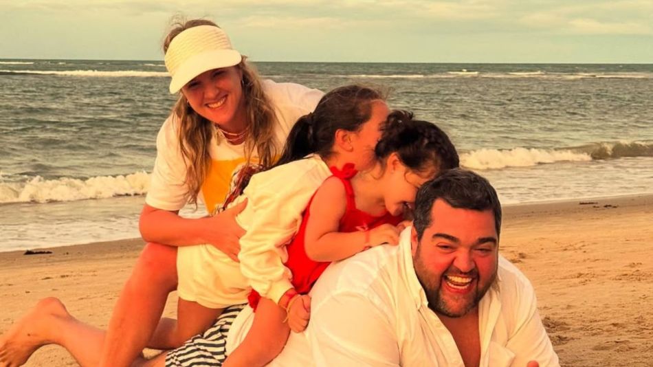 Darío Barassi se fue de vacaciones con su familia