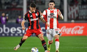 River e Instituto protagonizan un vibrante duelo en Córdoba.