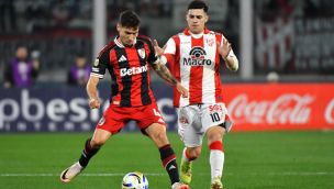 River e Instituto protagonizan un vibrante duelo en Córdoba.