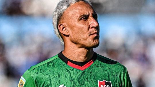Newell’s anunció la salida de Keylor Navas con un fuerte comunicado: “El respeto por los valores del club son innegociables”