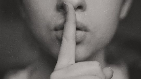 Maresia Nefer, astróloga experta en el método del susurro: “Tené cuidado con la intención y el lugar"