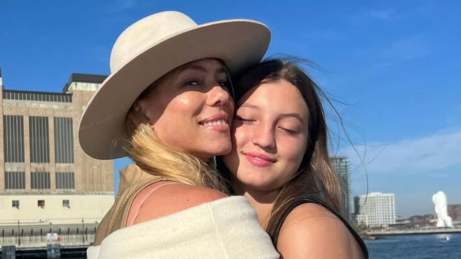 Nicole Neumann, Allegra Cubero
