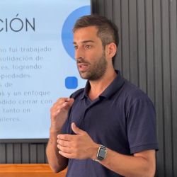 "Formar un equipo es multiplicar resultados" | Foto:CEDOC