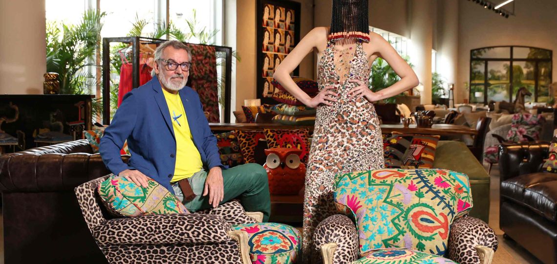 Benito Fernández ahora diseña muebles: color, textil y personalidad para vestir el hogar