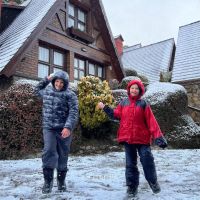 "Vive el Invierno en su Máxima Expresión en Cabañas Antilhue, San Martín de los Andes"
