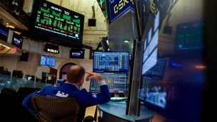 S&P 500 Hits All-Time Highs As Earnings Roll In
