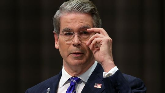 Estados Unidos anunció sanciones a grandes petroleras rusas por no frenar la guerra con Ucrania