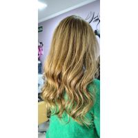 Tu cabello habla por vos. Romina P. Orlik, la artista del color que revela tu esencia