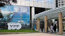 La justicia de Estados Unidos qué pasará en el juicio millonario por YPF: las 3 posibilidades