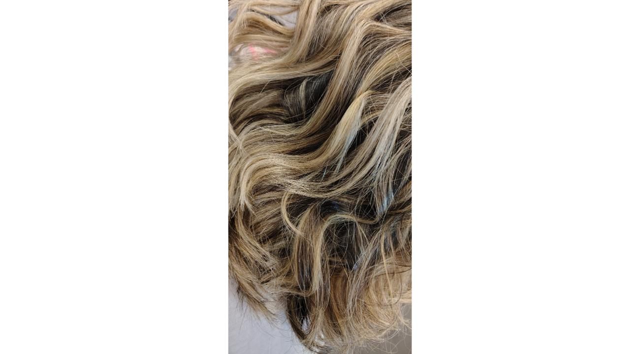 Tu cabello habla por vos. Romina P. Orlik, la artista del color que revela tu esencia