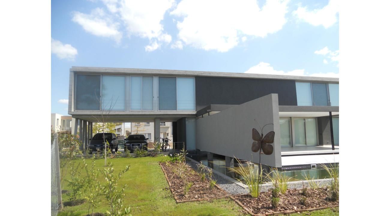 Grinbrick: Trayectoria y proyectos en construcción de viviendas de lujo