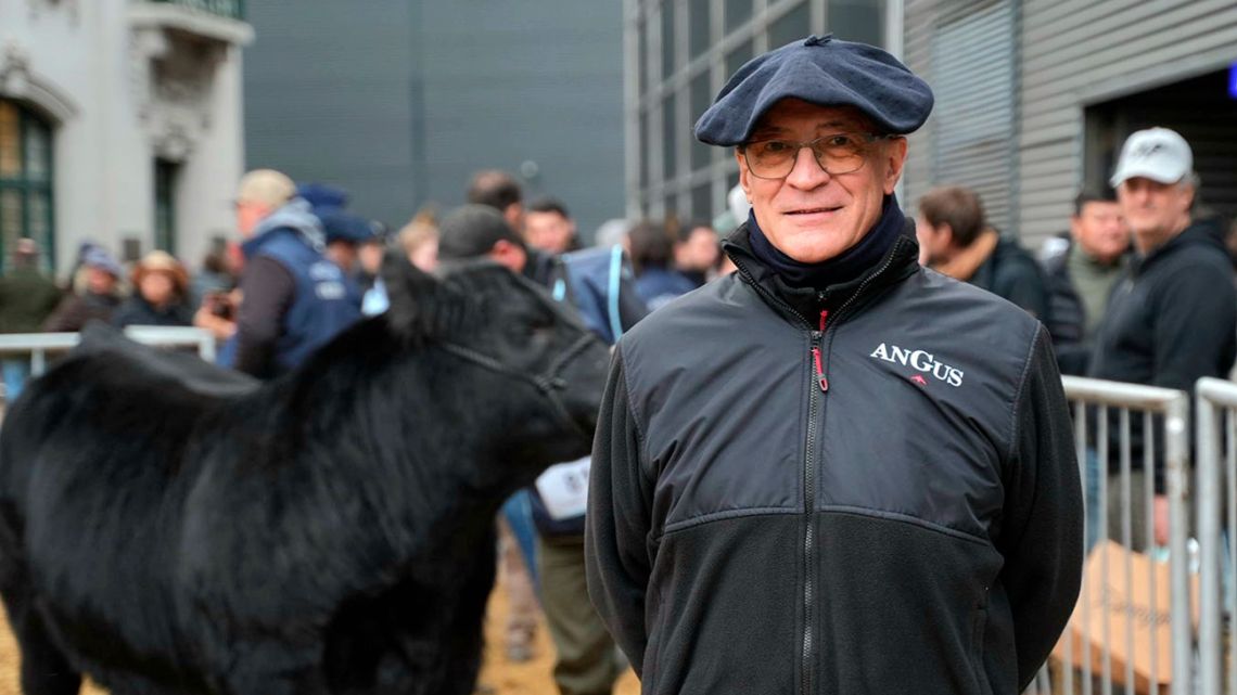 Amadeo Derito: The Angus Rancher Adapting to Modern Industry in Argentina
