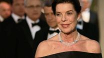 Carolina de Mónaco (68 años) se compraría sin dudarlo estos 5 vestidos de Zara, ideales para las mujeres más elegantes