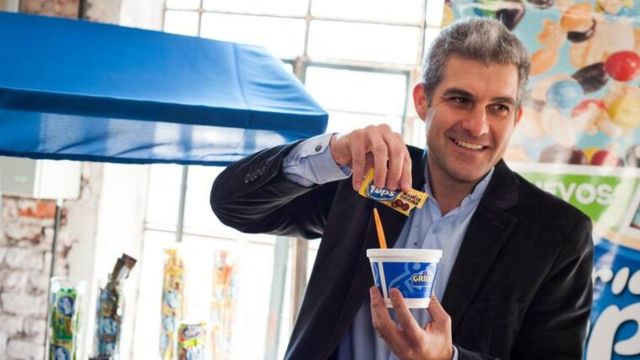 Sebastián Santiago en Grido