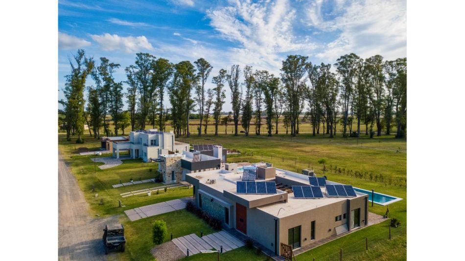 Tres Pinos Villa de Campo: habitar un refugio natural que se disfruta todo el año