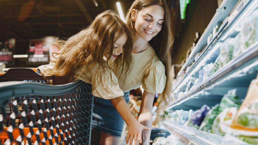 Cómo comprar alimentos en el supermercado 