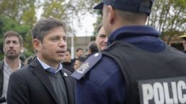 Axel Kicillof frente al partido policial