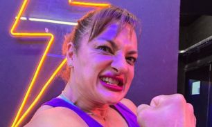 Alejandra "Locomotora" Oliveras