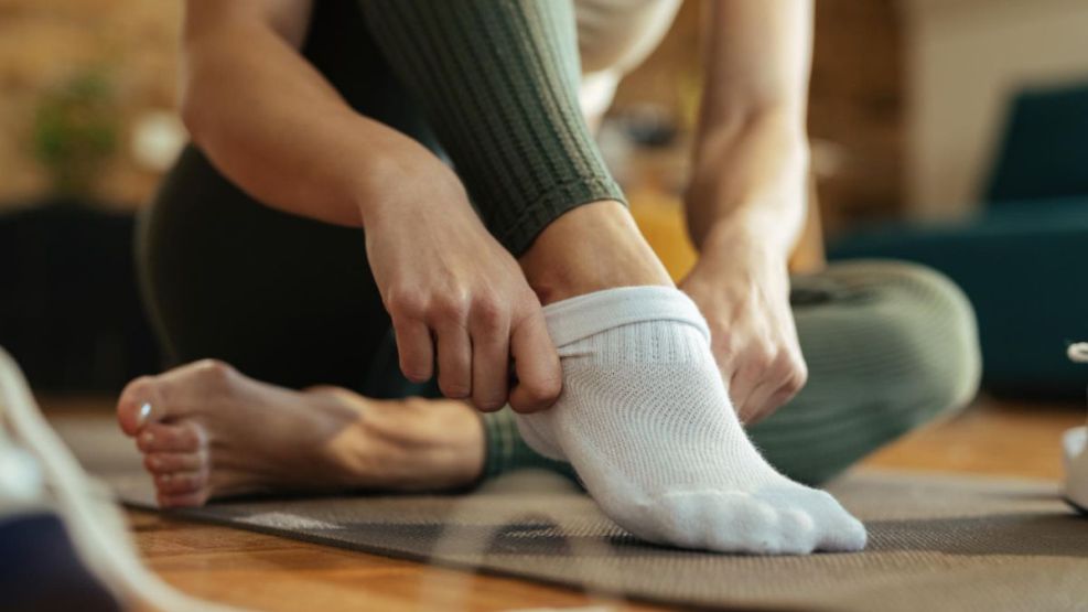 Así podés blanquear las medias blancas 