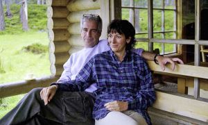 26_07_2025_ghislaine_maxwell_jeffrey_epstein_afp_g